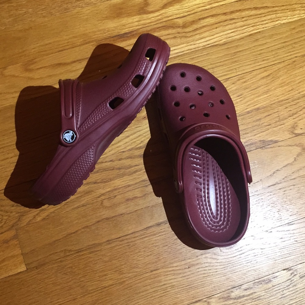 Maroon Crocs